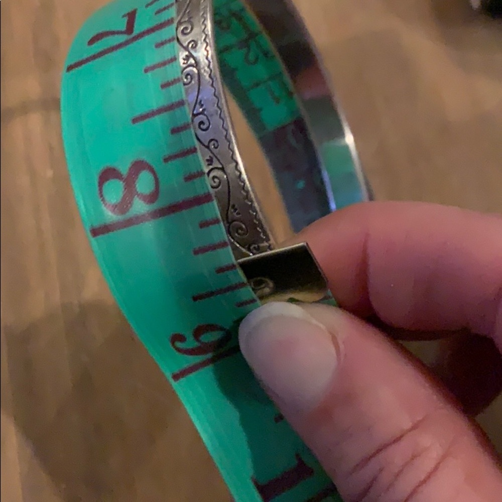 Brighton Bangle - Picture 5 of 5